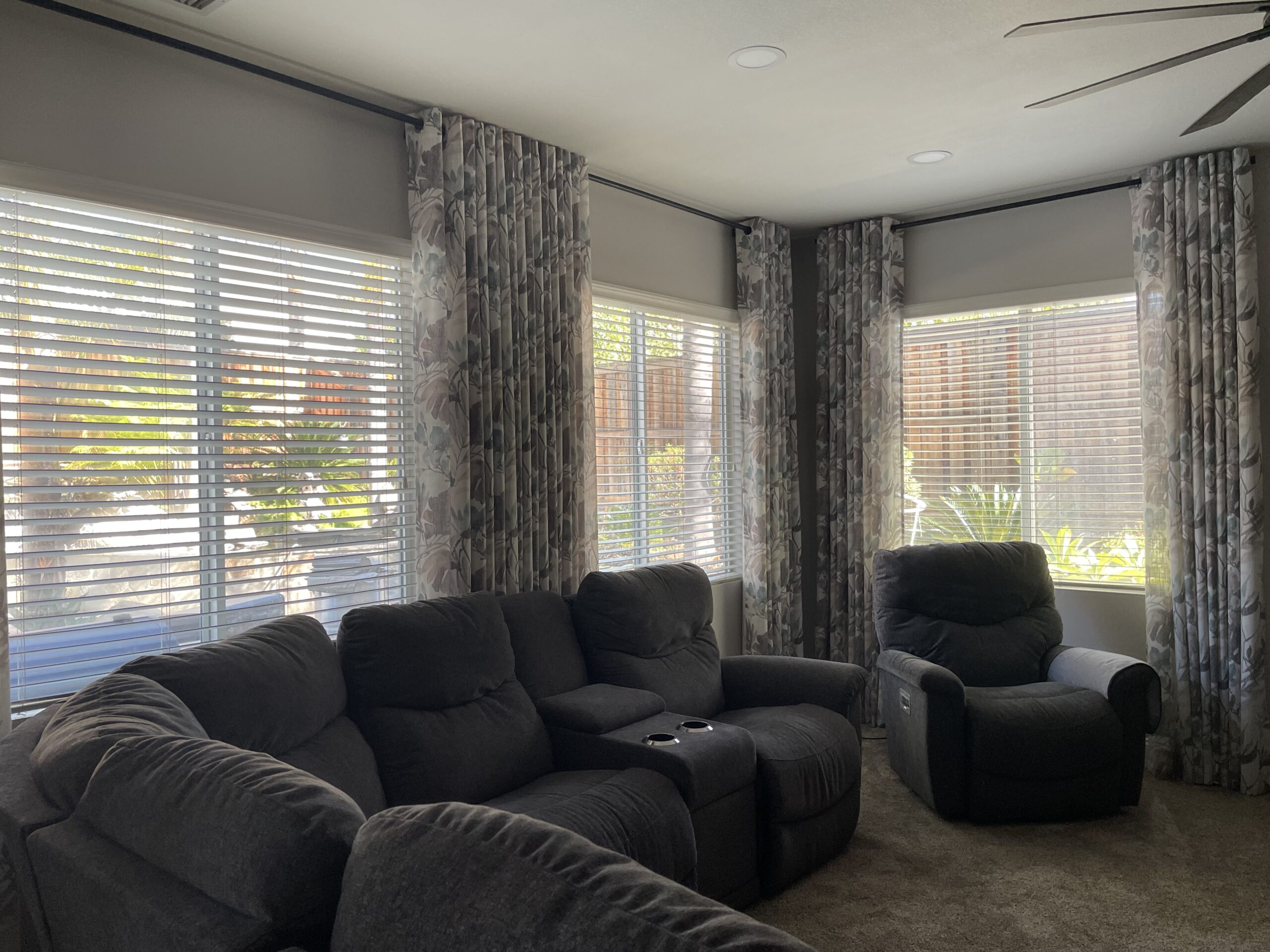 Adjustable Curtain Rod - Black - Fits 1" Rods | Willow Haven Co Adjustable Curtain Rod - Black - Fits 1" Rods - Image 4